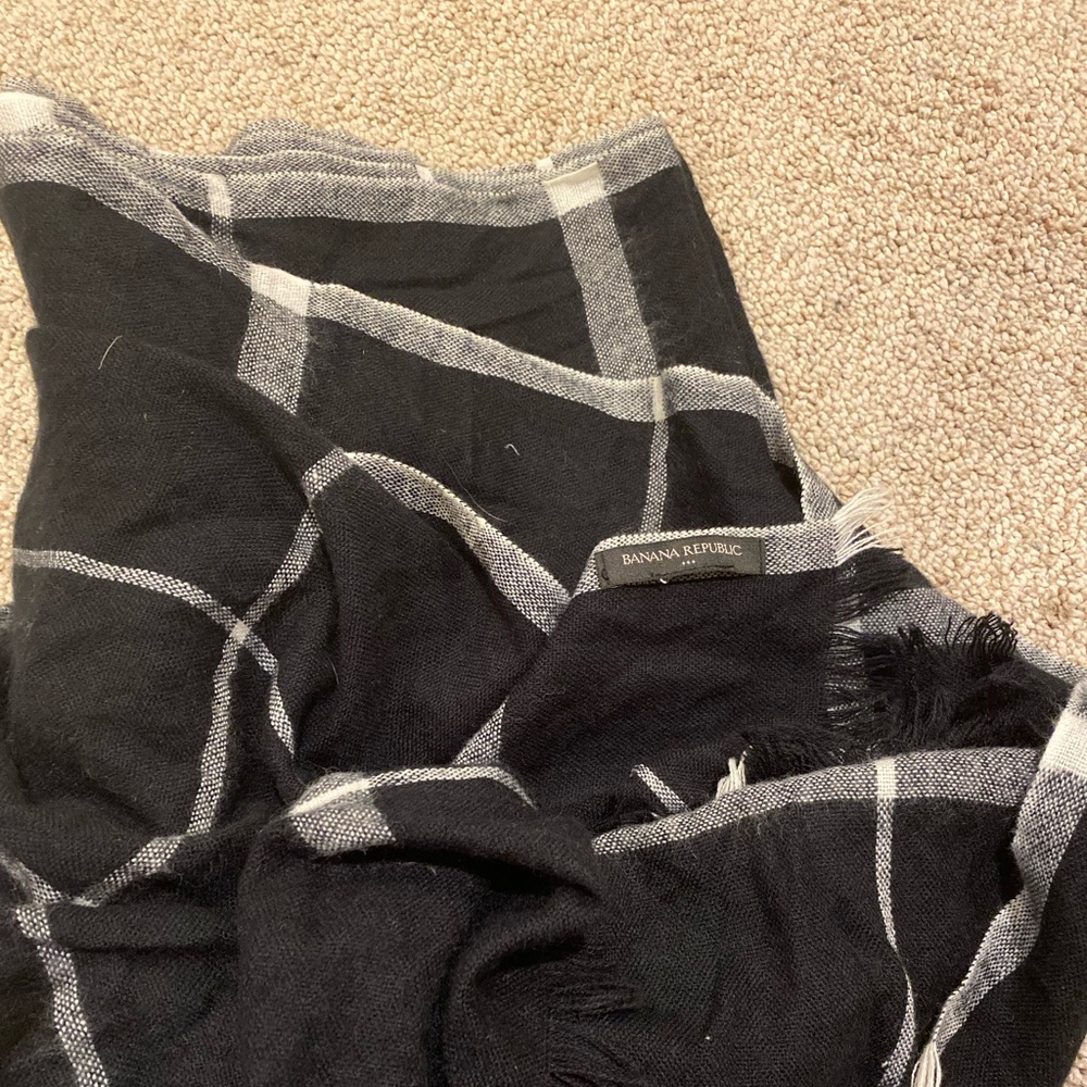 Banana Republic Scarf